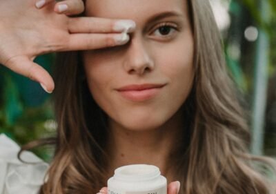 натурален продукт с розова вода за чувствителна кожа от Cibly