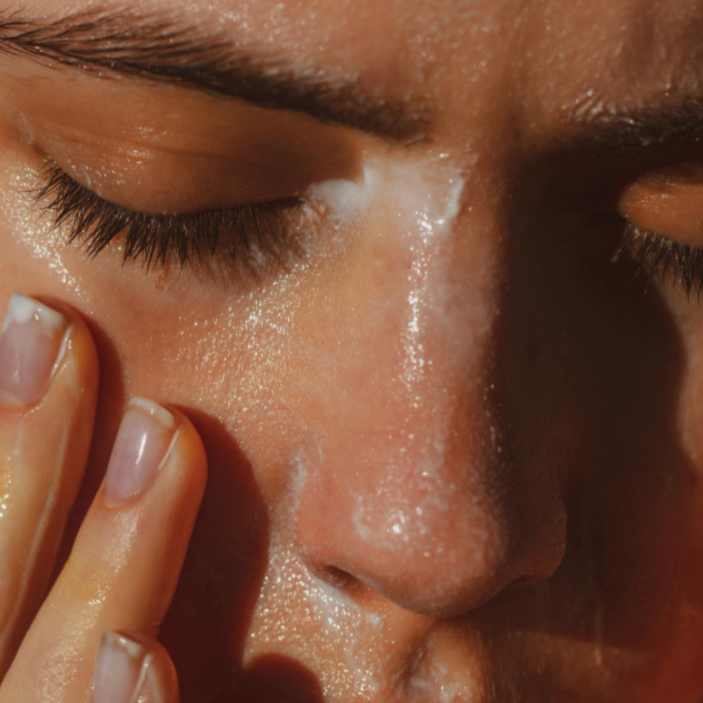 Начало 34 Хиалуронова киселина или масла – кое е по-добре за вашата кожа?