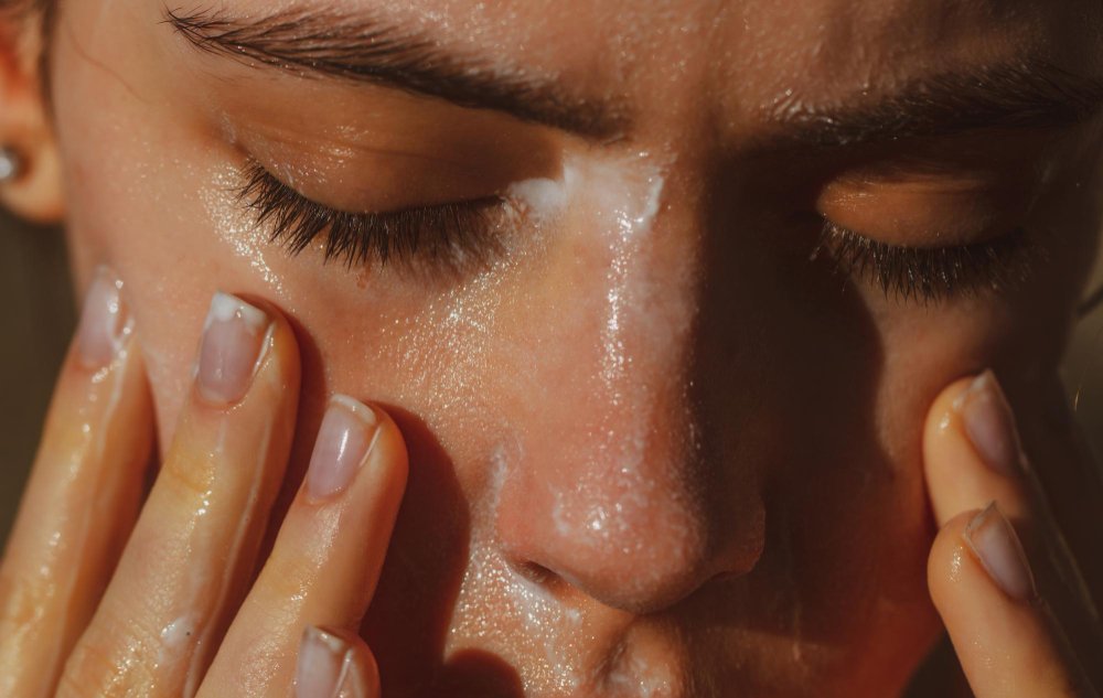 сравнение хиалуронова киселина и други хидратанти таблица Cibly