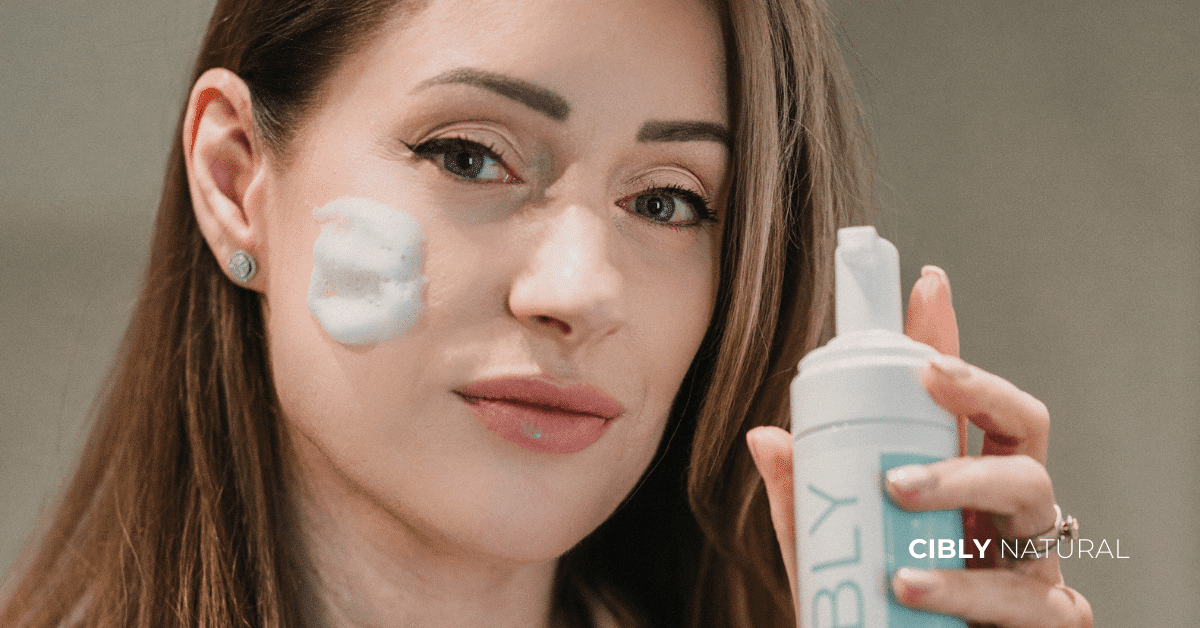 Правилна техника за почистване на лицето – масажни движения и зони