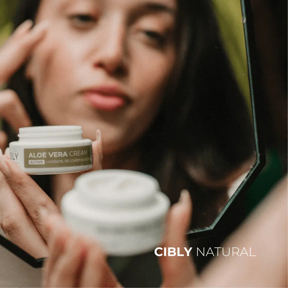 Успокоена атопична кожа след прилагане на натурален хидратиращ крем с алое вера