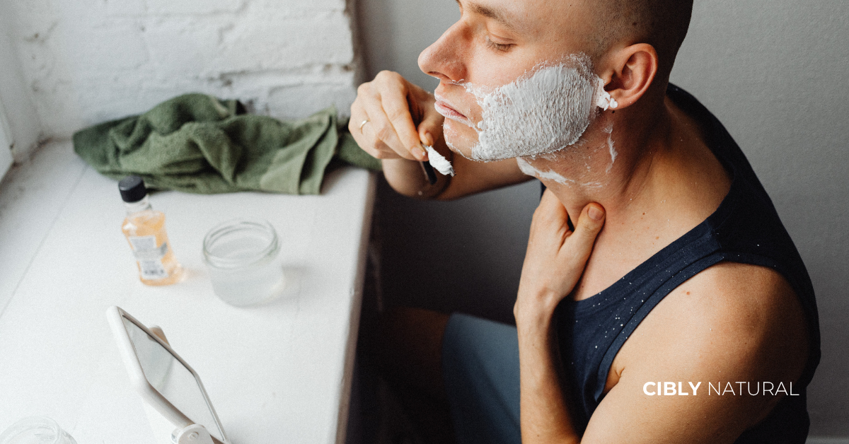 Сутрешна мъжка рутина за 3 минути – почистване, серум и крем в правилния ред